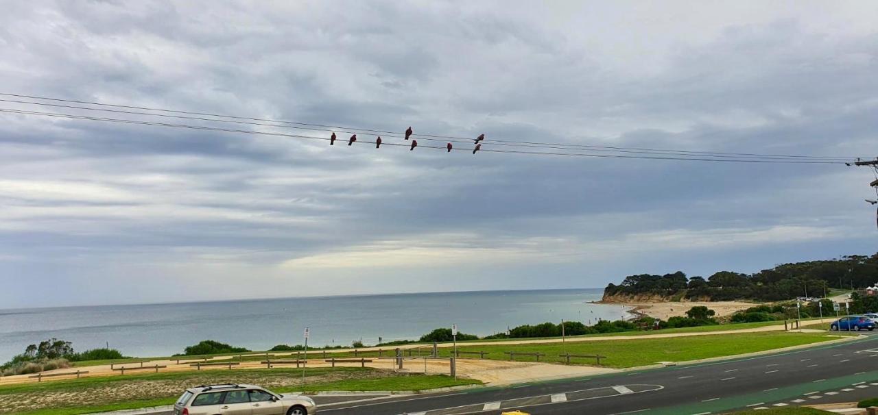 Max'S Beachside Holiday Home Torquay Esterno foto